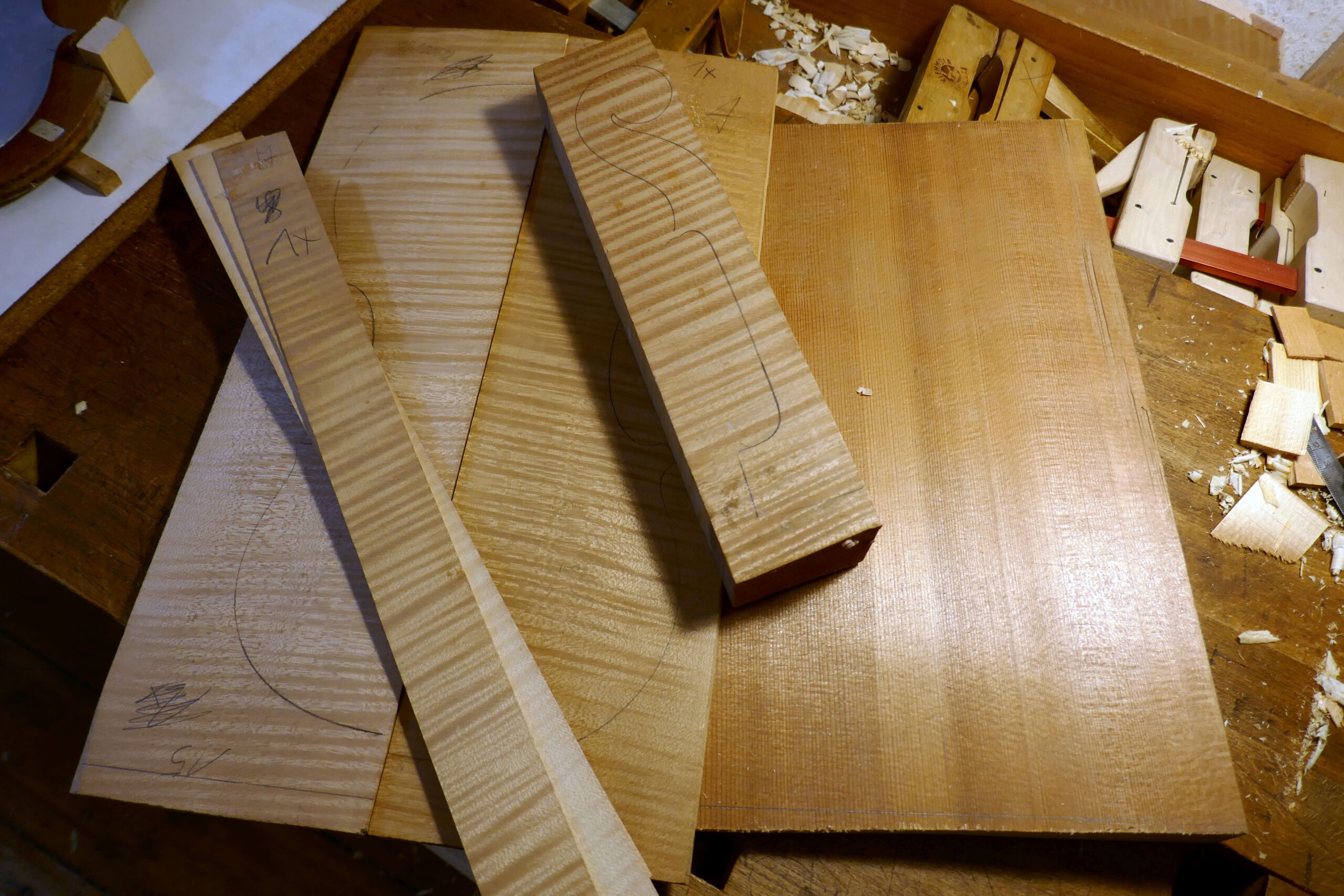 Violine op.91, Material